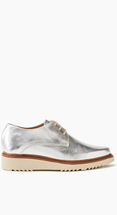 Plateau-Brogue im Metallic-Look