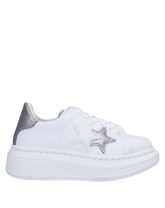 2STAR Low Sneakers & Tennisschuhe