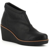 Daniela Vega  Stiefeletten Y-1204N negro